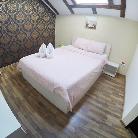 Bonsejour Hotel Braşov Esterno foto