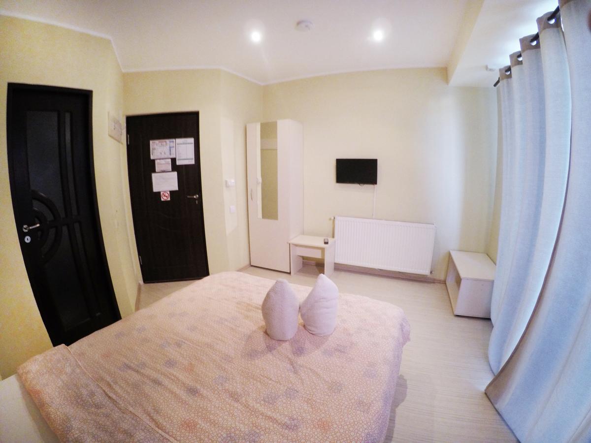 Bonsejour Hotel Braşov Esterno foto
