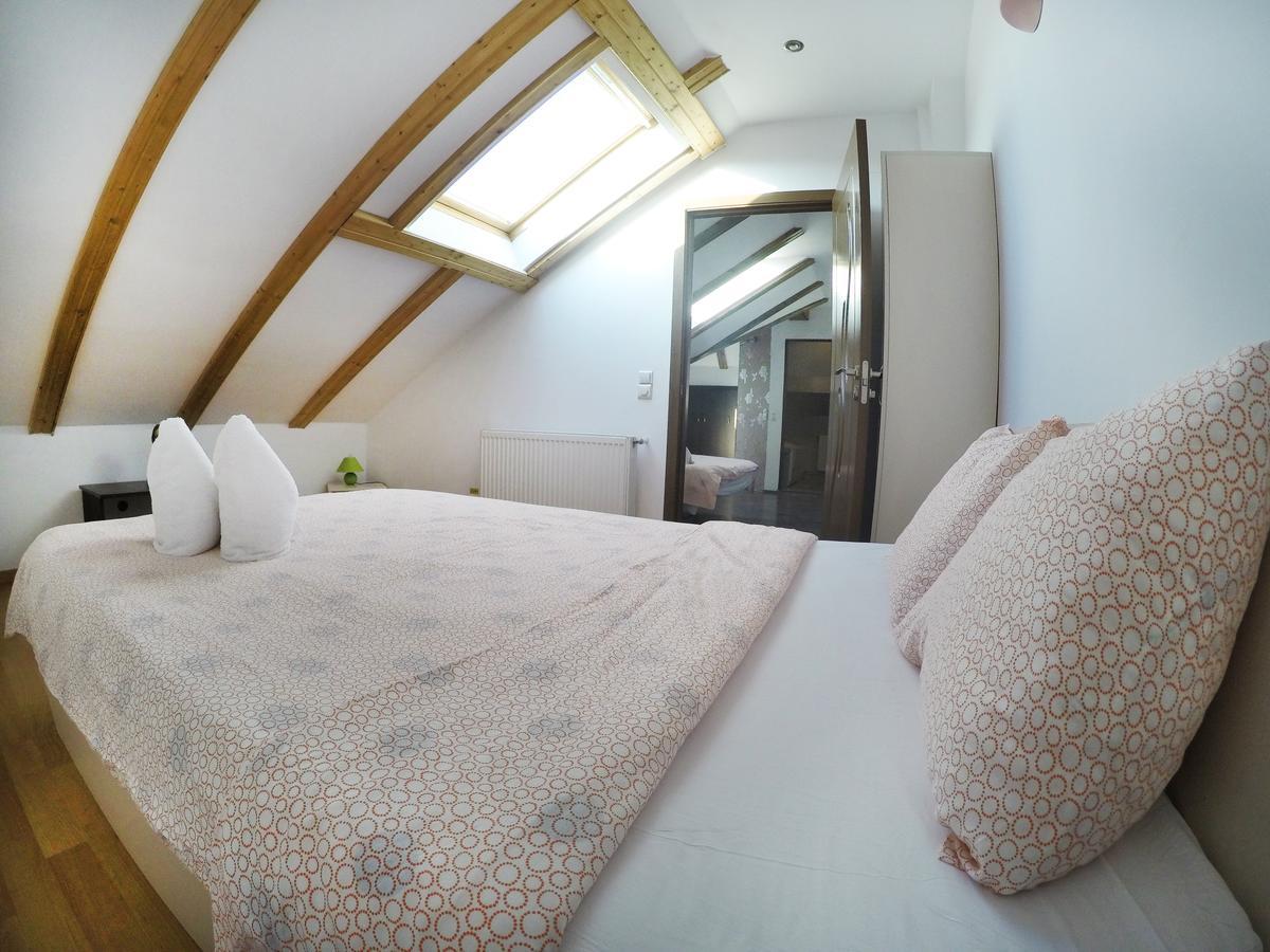 Bonsejour Hotel Braşov Esterno foto